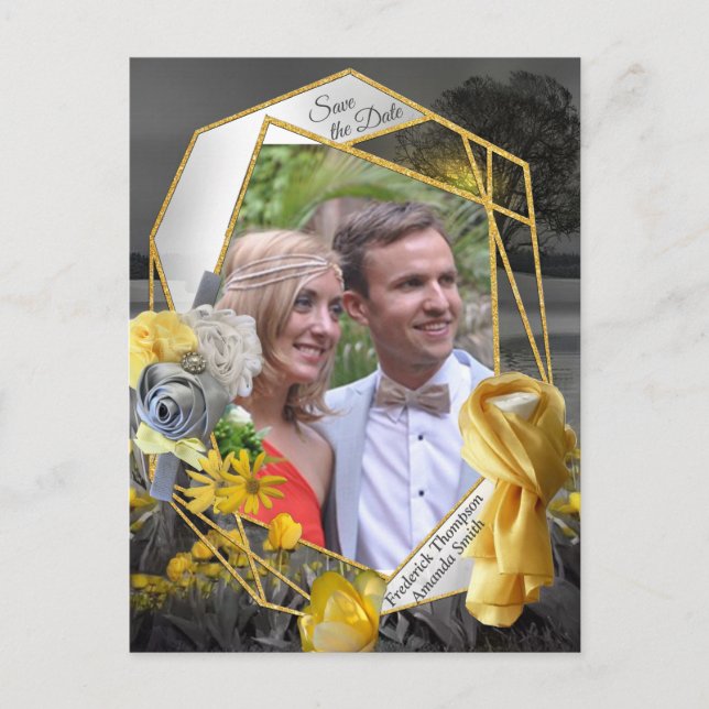 Cartão Postal De Anúncio Tulipas cinzas e amarelas, margaridas com um pôr d (Frente)