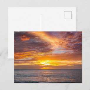 Cartão postal de apartamento com vista para o mar