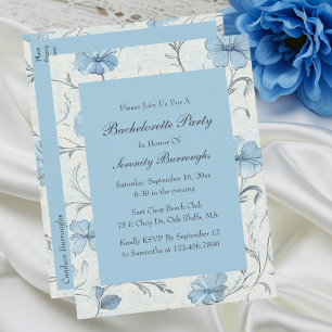 Cartão Postal De Convite Bachelorette de Jardim Azul Floral Elegante