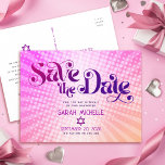 Cartão Postal De Convite Bat Mitzvah Salva a Data Trombose Laranja Rosa<br><div class="desc">Certifique-se de que todos os seus amigos e parentes serão capazes de celebrar o marco da sua filha Bat Mitzvah! Enviar este cartão postal de anúncio "Salvar a Data" personalizado, retrato de boho. Diversão, tendências, ousada tipografia rosa-quente e roxa escura com a tipografia sans serif moderna sobrepõe-se a um fundo...</div>