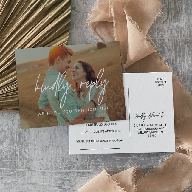 Cartão Postal De Convite Caligrafia Whimsical | RSVP de Música de Sobreposi (Criador carregado)