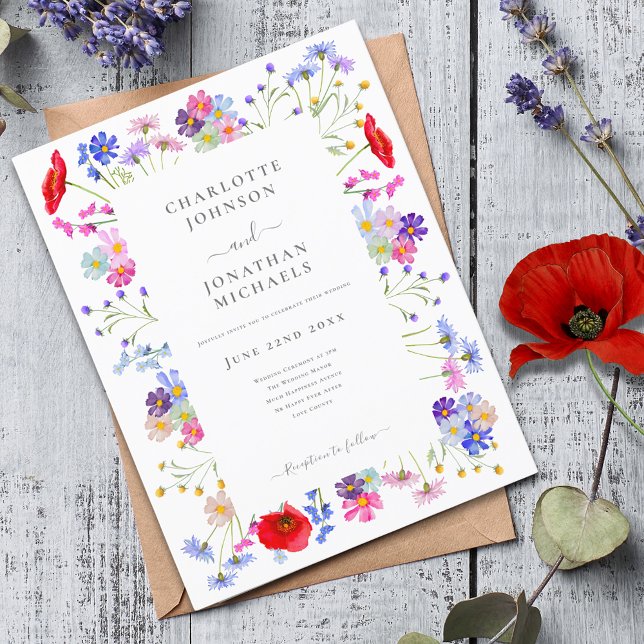 Cartão Postal De Convite Casamento Moderno de Flores Selvagens (Modern colorful wildflower budget wedding invitation with boho chic watercolor floral and typography)