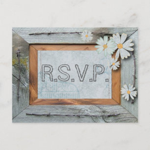 Cartão Postal De Convite casamento no campo de margarida russa RSVP
