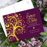 Cartão Postal De Convite Data de Salvamento do Bat Mitzvah, Dourada Árvore<br><div class="desc">Certifique-se de que todos os seus amigos e parentes serão capazes de celebrar o marco da sua filha Bat Mitzvah! Mande para fora esta espantosa folha de ouro falso gráfico com cor rosa cintilante, laranja e Estrela vermelha de David e "folhas" de ponto em um rico fundo roxo, personalizado cartão...</div>