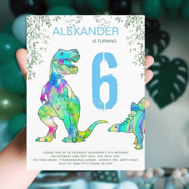 Cartão Postal De Convite Dinossauros bonitos do partido Dino 6 Orçamento de (T-Rex colorful dinosaur and Jurassic jungle foliage 6th birthday party invitation blue and green)