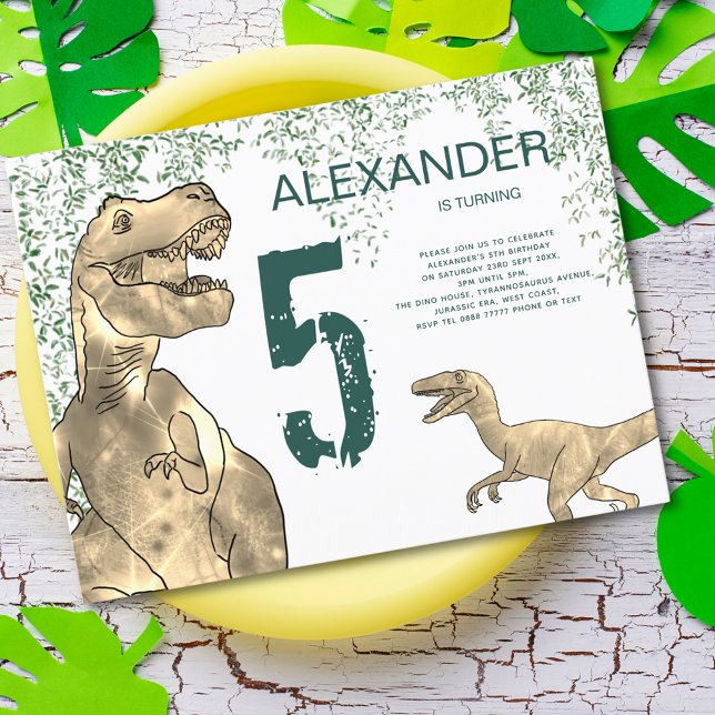 Cartão Postal De Convite Festa de aniversário do dinossauro (Dinosaur jungle T-Rex and Velociraptor 5th birthday party budget invitation for dino lovers)