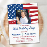 Cartão Postal De Convite Festa de aniversário Militar Personalizada de Band<br><div class="desc">CONVITES DE FESTAS DE ANIVERSÁRIOS da bandeira americana. Convide amigos e família para a sua celebração patriótica de aniversário com estes convites modernos da bandeira americana. Personalize este convite da bandeira americana com seu evento, foto, nome e detalhes da festa. Veja nossa coleção para dar presentes patrióticos, favoritos para festas...</div>