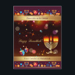 Cartão Postal De Convite Festa Feliz de Hanukkah Dourada Hanukkiah<br><div class="desc">Convite Feliz Festa de Hanukkah Cartão de Férias Judaicas Lindas. Cartão de Férias Judaicas Chanukkah com símbolos decorativos tradicionais da Chanuka - dreidels de madeira (pião), donuts, hanukkiah menorá, velas, estrela de Davi e papel de parede de luzes brilhantes padrão dourado. Decoração do Evento do Festival de Luzes de Hanukkah....</div>