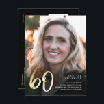 Cartão Postal De Convite Foto preta e Dourada do 60º aniversário moderno<br><div class="desc">O moderno minimalista 60º convite de aniversário apresenta um número de folha de ouro falso em na moda em um script manuscrito e os detalhes do seu partido em fonte de serifa clássica em uma foto de sangria de cheio. Simples e elegante, um excelente de surpresa para adultos, um grande...</div>