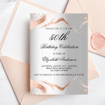 Cartão Postal De Convite Mármore de ouro rosa de prata de aniversário elega<br><div class="desc">Um fundo de olhar mal prateado. Decorado com veias rosa douradas. Personalize e adicione um nome,  idade e detalhes da festa. O nome é escrito com um script de estilo manuscrito</div>