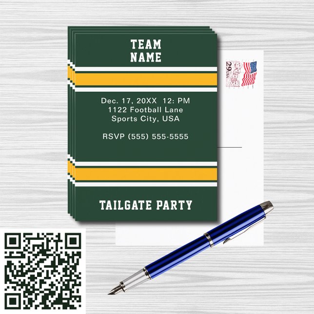 Cartão Postal De Convite Partido Personalizado da Equipe de Futebol Verde e (Green & Gold Football Team Tailgate Party Invitation Postcard)