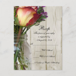 Cartão Postal De Convite Pote de Mason com Rosa e Flores Silvestres