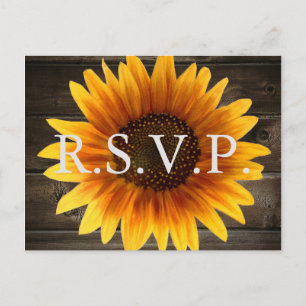 Cartão Postal De Convite RSVP de Casamento Russo de Madeira e Girassóis