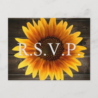 Cartão Postal De Convite RSVP de Casamento Russo de Madeira e Girassóis