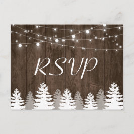 Cartão Postal De Convite Rustic Wood String Lights Pine Trees Casamento RSV