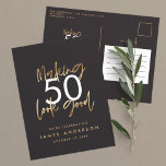 Cartão Postal De Convite Script simples na moda aniversário de 40 anos eleg<br><div class="desc">Simples na moda de 50 anos de aniversário com um roteiro elegante de ouro e um convite de 50 anos geométrico. Padrão geométrico moderno do dorso. Parte de uma coleção.</div>