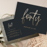 Cartão Postal De Convite Script simples na moda aniversário de 40 anos eleg<br><div class="desc">Simples aniversário de 40 anos simples de na moda elegante script de ouro e aniversário de 40 anos geométrico convidado. Padrão geométrico moderno do dorso. Parte de uma coleção.</div>