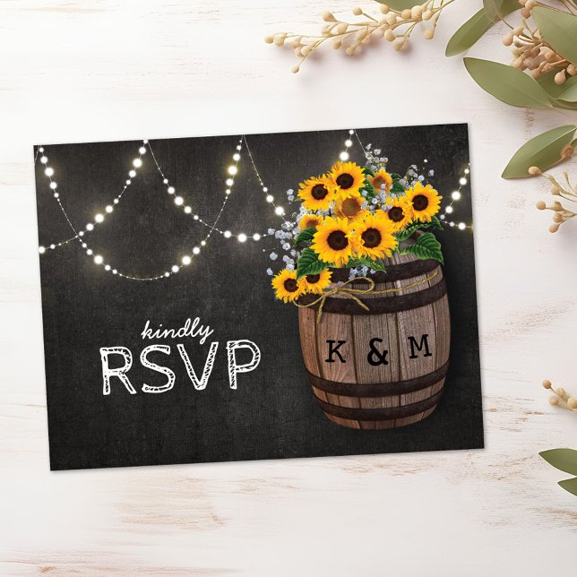 Cartão Postal De Convite String Lights Russe Vineyard Sunflower RSVP (Criador carregado)