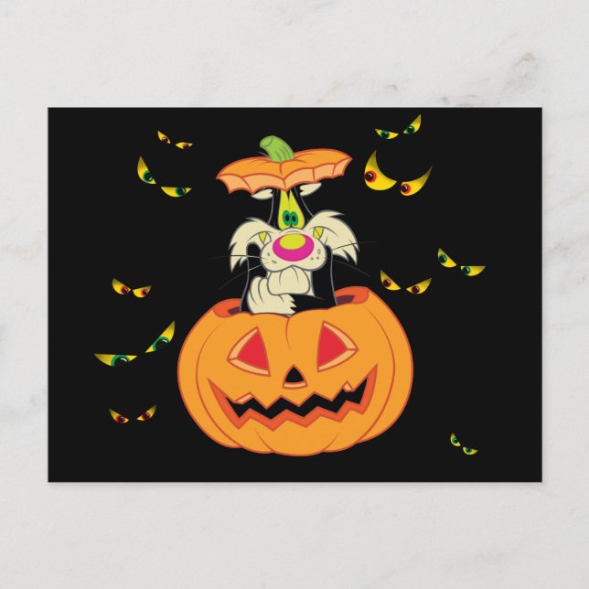 Cartão Postal De Convite SYLVESTER™ escondido em uma abóbora de Halloween (Frente)