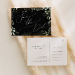 Cartão Postal De Convite Verde Impressionante Preto e Dourado Salvar a Data<br><div class="desc">Entra num mundo de encantamento com o nosso branco verde preto e ouro salvando o cartão postal de convite, perfeito para o seu casamento de primavera botânico. Adorado com eucalipto verde sábio e sotaque dourado, esta salvação exude elegância e capricho moderno. Imaginem passear por um jardim de verão mágico, rodeado...</div>