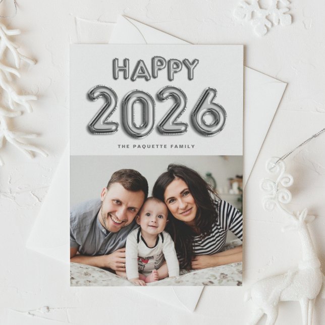Cartão Postal De Festividades 2025 Silver Foil Mylar Balões Foto Ano Novo (Customizable photo Happy 2026 New Year postcard featuring silver foil mylar balloons.)