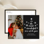 Cartão Postal De Festividades A mais maravilhosa época do ano em que o roteiro p<br><div class="desc">Cartão-postal de Feriado de Script Preto do Ano Mais Maravilhoso. Mande Cartões de natal para seus entes queridos com este Cartão Feriado Festivo e Moderno. Todos os textos estão pré-organizados para que você personalize fácil e rapidamente com seus próprios detalhes. Feliz Feriados!</div>