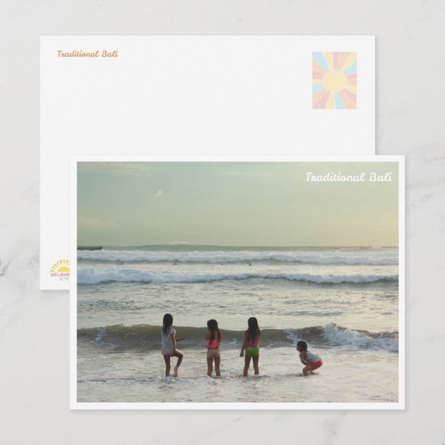 Cartão Postal De Festividades Balinese Girls Beach Fun Postcard (Frente/Verso)