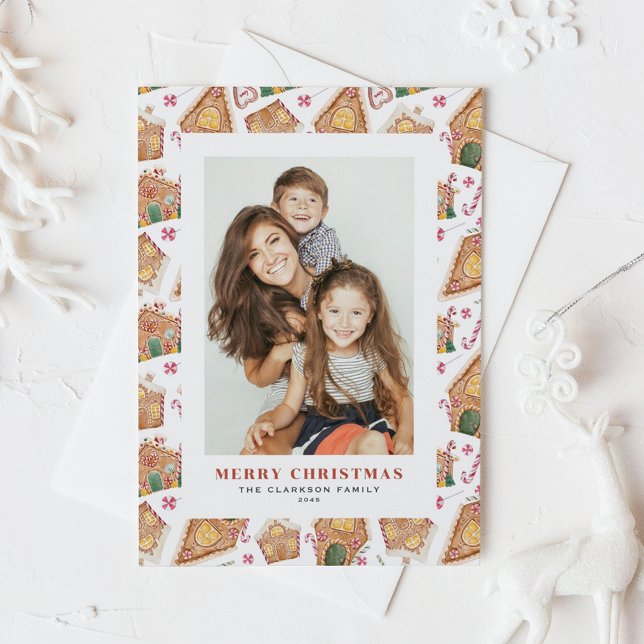 Cartão Postal De Festividades Berries Festivos e Greenerescência Feliz Foto de N (Festive Gingerbread House White Photo Christmas Holiday Postcard)