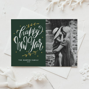 Cartão Postal De Festividades Caligrafia Verde e Foto de Ano Novo com Coroa