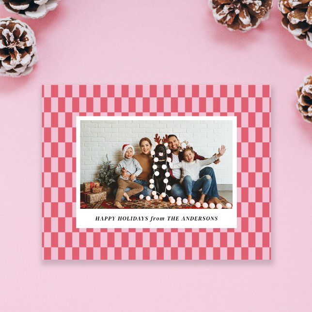 Cartão Postal De Festividades Cheery Pink Red Checkers Feriado Cartão de Natal (Criador carregado)
