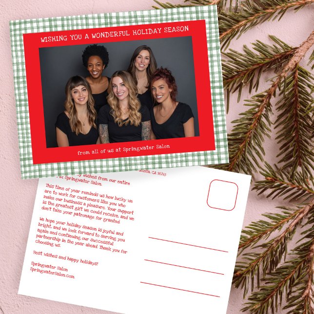 Cartão Postal De Festividades Chic Gingham Red Green Christmas Custom Business  (Chic Gingham Red Green Christmas Custom Photo Business Corporate Office Holiday Postcard
)