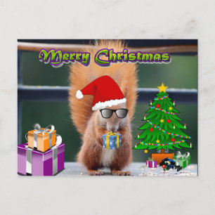 Cartão Postal De Festividades Christmas Squirrel with gifts and tree Postcard