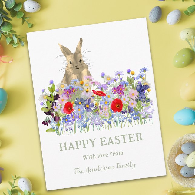 Cartão Postal De Festividades Coelhinho-Cinto-felz pascoa e flores selvagens (Personalized Happy Easter cute bunny watercolor wildflower floral garden greeting postcard)