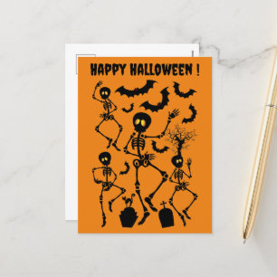 Cartão Postal De Festividades Dança Macabra de Esqueletos de Halloween
