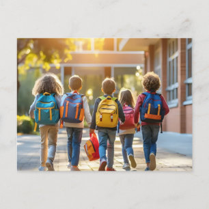 CARTÃO POSTAL DE FESTIVIDADES DE VOLTA ÀS CRIANÇAS DA ESCOLA