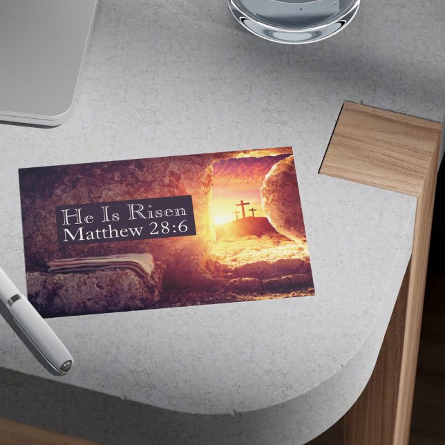 Cartão Postal De Festividades Ele Ressuscitou Três Cruzes Túmulo Vazio Páscoa (He Is Risen Three Crosses Empty Tomb Easter Holiday Postcard)