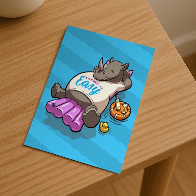 Cartão Postal De Festividades Engraçado Rhino Levando Um Cartoon Fácil De Piscin (Criador carregado)