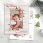 Cartão Postal De Festividades Farmhouse Poinsettia Feliz pequena foto de Natal<br><div class="desc">Da Farmhouse Poinsettia Christmas & Holiday Collection: Rustic Rectangle Framed Photo Holiday Christmas PostCard, com Linda Bouncy Calliografia Script Font "Have You A Feliz Little Christmas" (Tenha um Cartões de natal Natal pequeno), e Personalize Family Name (Nome da Família). Adicione facilmente a sua família ou a fotografia do Novo Bebê...</div>