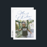 Cartão Postal De Festividades Feliz Natal de Foto de Script Elegante<br><div class="desc">Cartão postal de Natal com fotos modernas,  com um design simples e mínimo com "Feliz Natal" num roteiro elegante azul para marinho juntamente com o nome da sua família acima da sua imagem quadrada favorita. As costas têm uma foto quadrada junto com sua mensagem personalizada.</div>