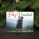 Cartão Postal De Festividades Feliz Navidad Red Green Script Foto Espanhol<br><div class="desc">Cartaz da família moderna Feliz Navidad com uma bela caligrafia em vermelho e verde. Estes bonitos cartões postais de Natal em espanhol apresentam um roteiro maravilhoso e seu nome em branco sobre a figura horizontal do cheio.</div>