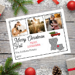 Cartão Postal De Festividades Feriado Rustic Felry Christmas Louisiana<br><div class="desc">Design do estado russo "Feliz Natal" com um esboço do estado sobreposto com um padrão preto e branco de controlo de búfalos e um caminhão vintage parece vermelho arrastando uma árvore de férias. A legenda editável diz "Feliz Natal Y'all da Louisiana". Basta adicionar suas três fotos de família, seu nome...</div>