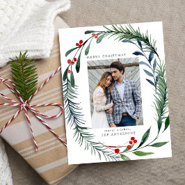 Cartão Postal De Festividades Festivo Greenery & Holly Berries Wreath Foto