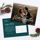 Cartão Postal De Festividades Foto de caligrafia e Merrier<br><div class="desc">Use nosso Cartão de Férias de Caligrafia Juntos para desejar aos seus amigos e familiares um Feliz Natal. Esta placa de cheio apresenta uma foto do cheio do solteiro. BONUS: o backer de cor pode ser alterado para uma cor diferente. Vá para a seção "Personalizar este Modelo" e clique em...</div>