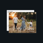 Cartão Postal De Festividades Foto de Script Elegante no Natal Moderno<br><div class="desc">Cartão postal de Natal com fotos modernas,  com um design simples e mínimo,  com a saudação "Feliz Natal" em um roteiro elegante,  junto com o nome da sua família.</div>