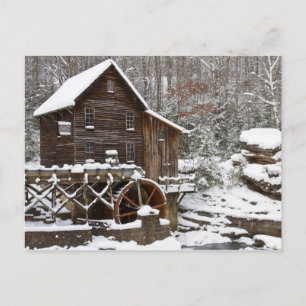 Cartão Postal De Festividades Glade Creek Grist Mill no inverno