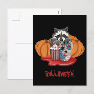 Cartão Postal De Festividades Guaxinim de Halloween com caveira e abóboras 
