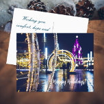 Cartão Postal De Festividades Iluminação de Natal<br><div class="desc">Desejo-vos férias felizes! Cartão postal com o design tradicional com uma fotografia de luzes de férias para os seus colegas,  clientes ou amigos. Por favor,  personalize-o,  adicionando seu texto no verso.</div>