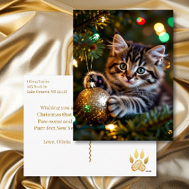 Cartão Postal De Festividades Little Kitten on Christmas Tree Personalized