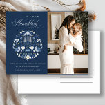 Cartão Postal De Festividades Marinho Clássico Azul Feliz Hanukkah 1 Foto Floral<br><div class="desc">Se precisar de mais alguma personalização,  por favor,  sinta-se à vontade para me enviar uma mensagem em yellowfebstudio@gmail.com.</div>