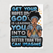 Mulher negra rezando guerreira a Deus